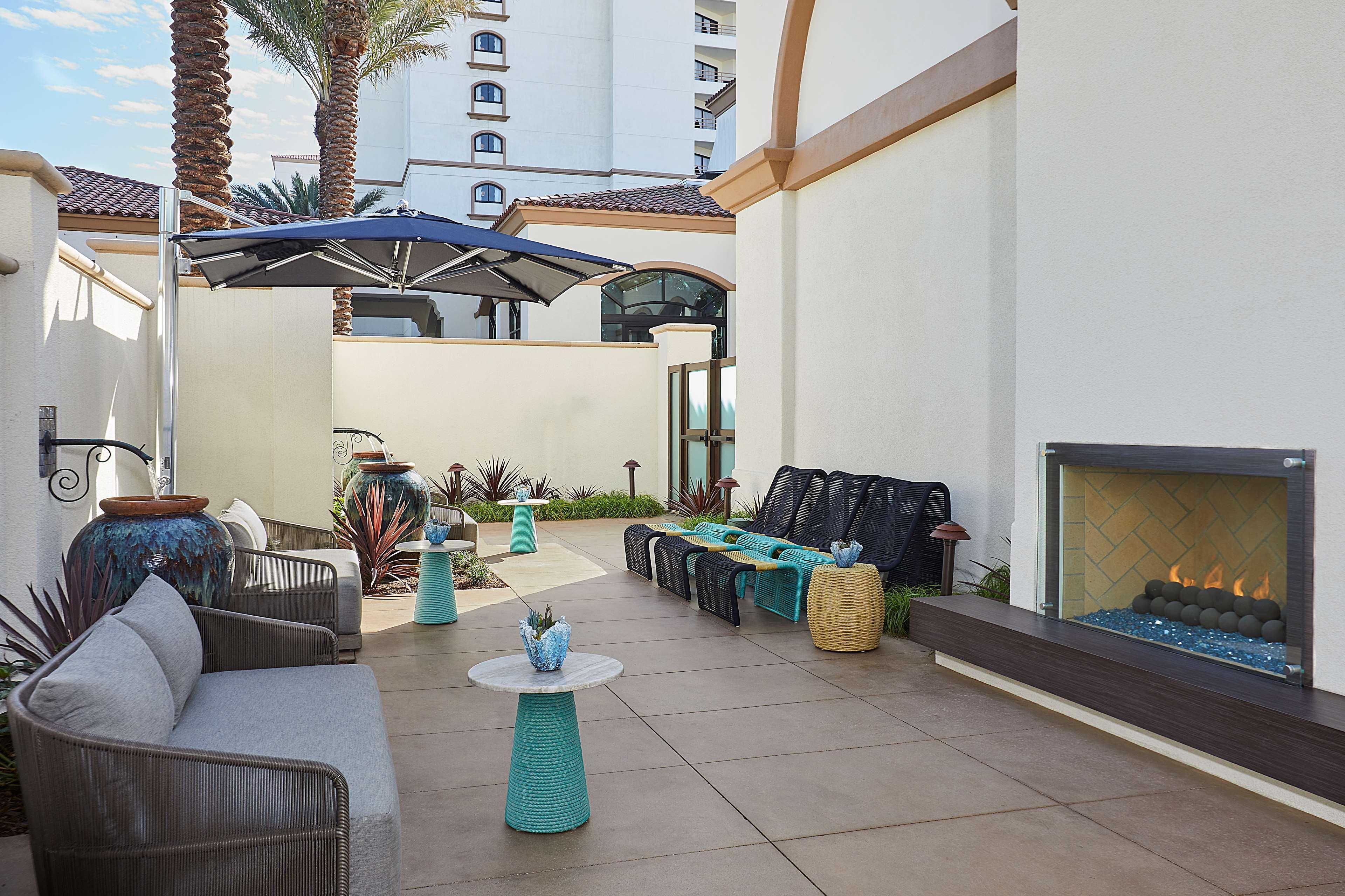 The Waterfront Beach Resort, A Hilton Hotel Huntington Beach Extérieur photo